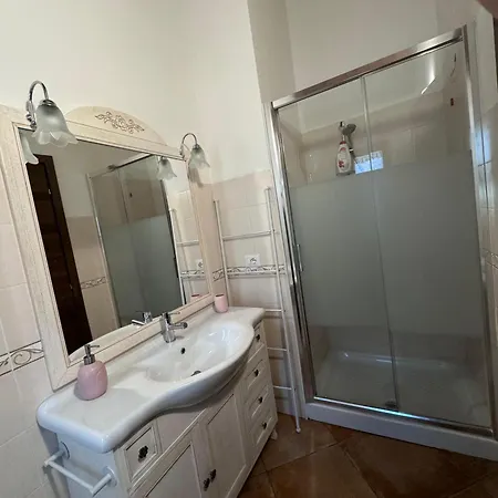 Pm 85 Strada Provinciale - Bosa Villa