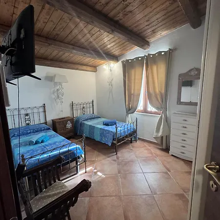 Pm 85 Strada Provinciale - Bosa Vila *