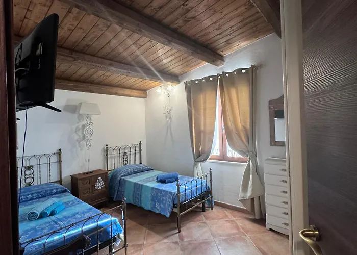 Pm 85 Strada Provinciale - Bosa Villa *